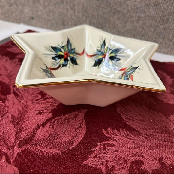 Lenox Winter Greetings Star Bowl Christmas Holiday EUC. 2.5”x7” Pretty - Picture 6 of 9